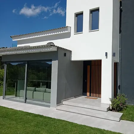 La Casa Del Rio * Kymi